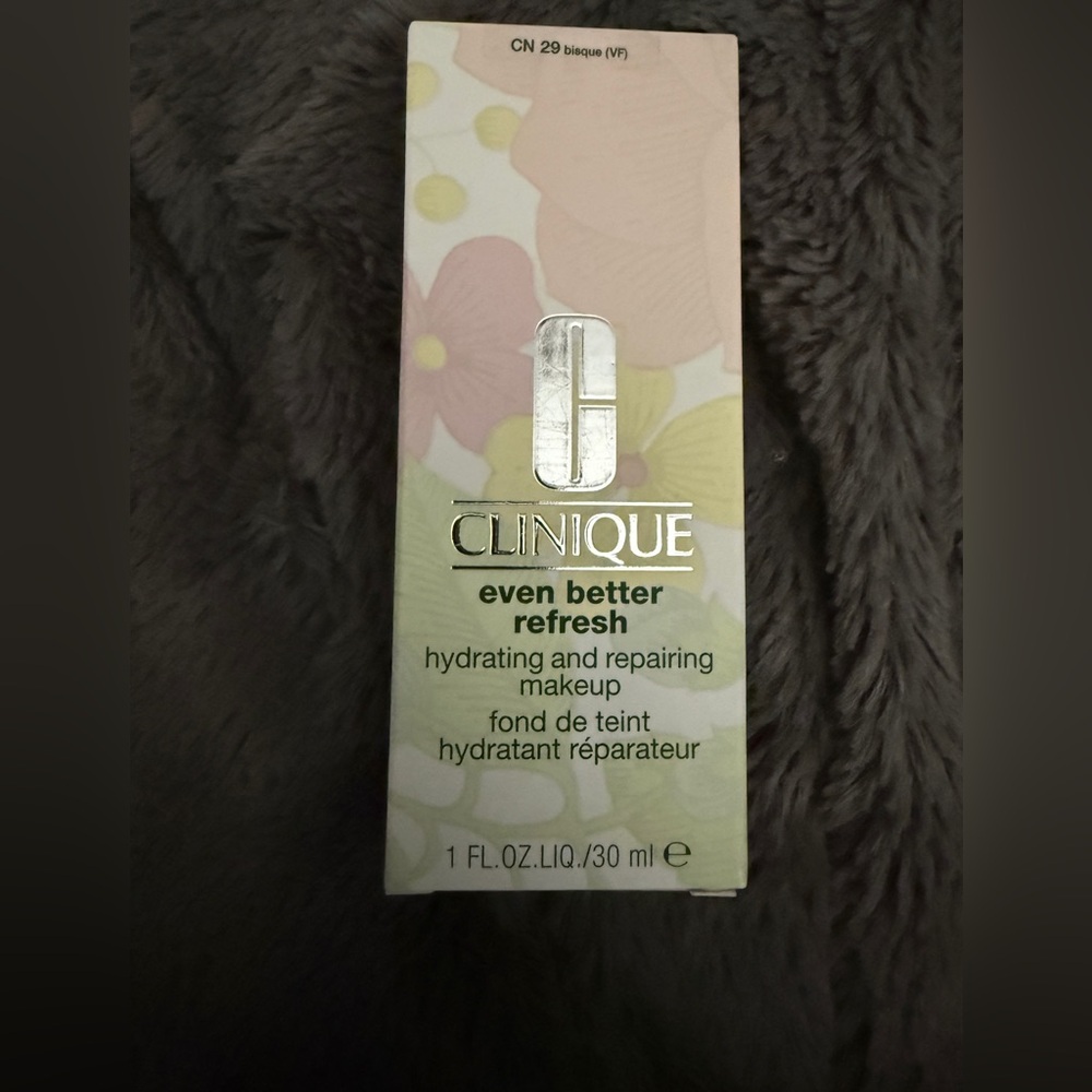 Clinique Even Better Refresh Foundation - CN 29 Bisque - Picture 2 of 5